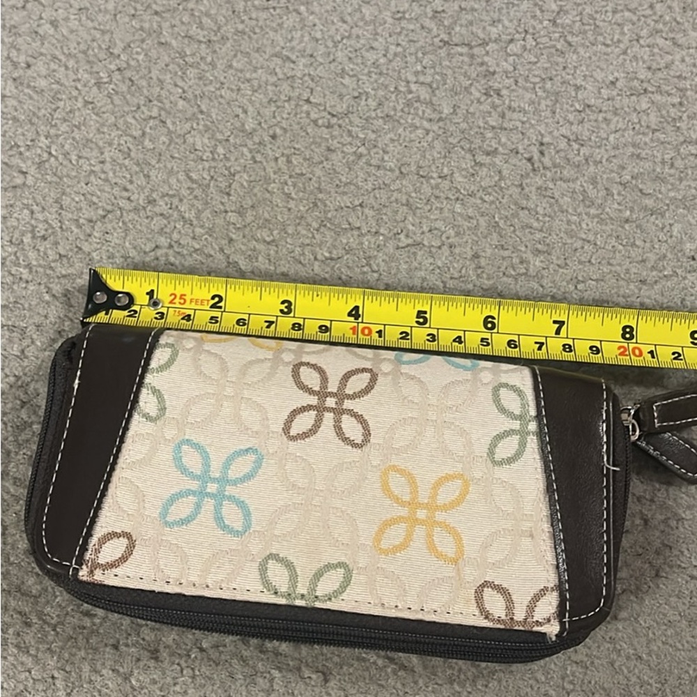 Ladies Wallet - Picture 3 of 3